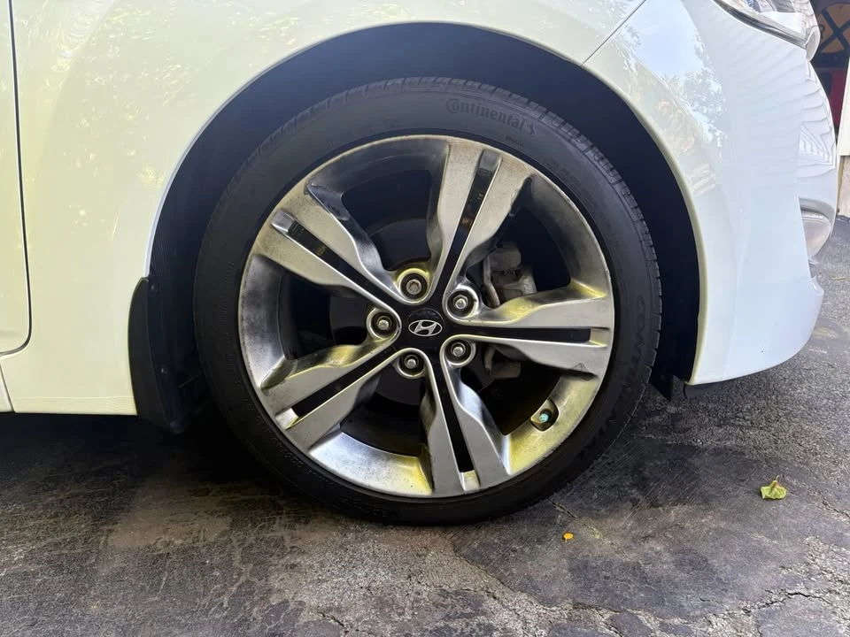 2017 Hyundai Veloster - Image 11 of 15