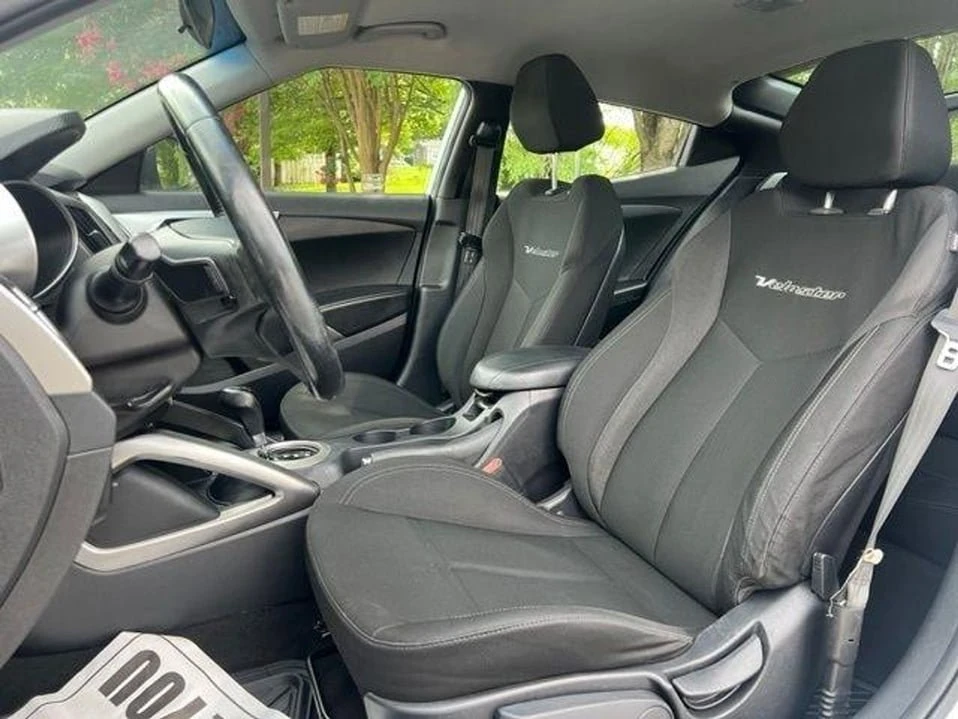 2017 Hyundai Veloster - Image 13 of 20
