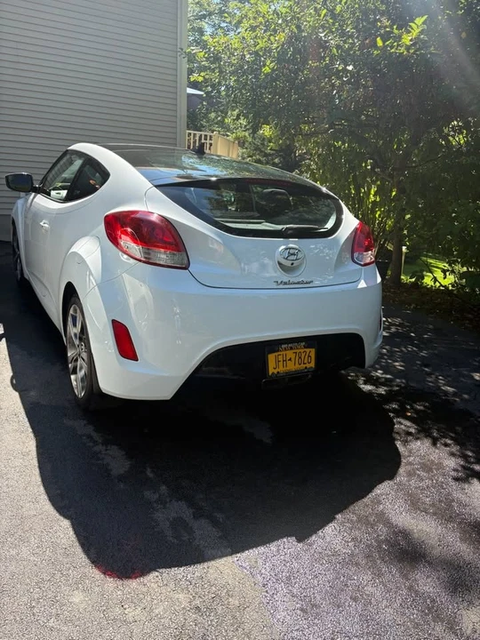 2017 Hyundai Veloster - Image 3 of 15