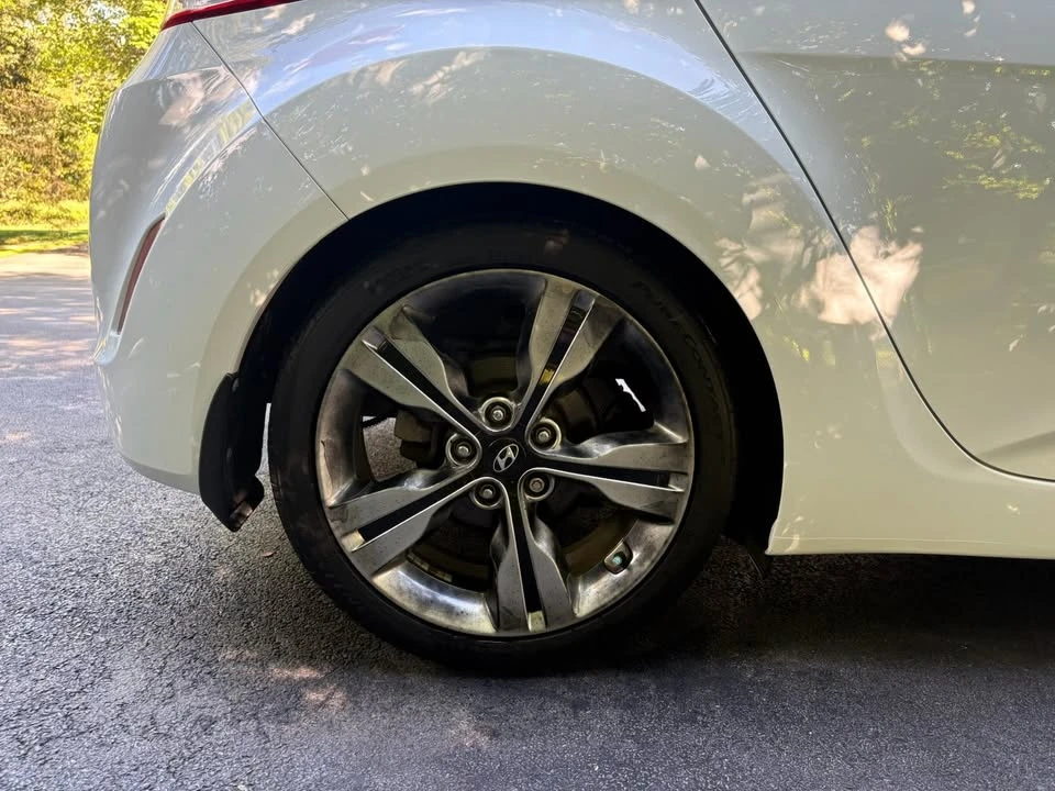2017 Hyundai Veloster - Image 12 of 15