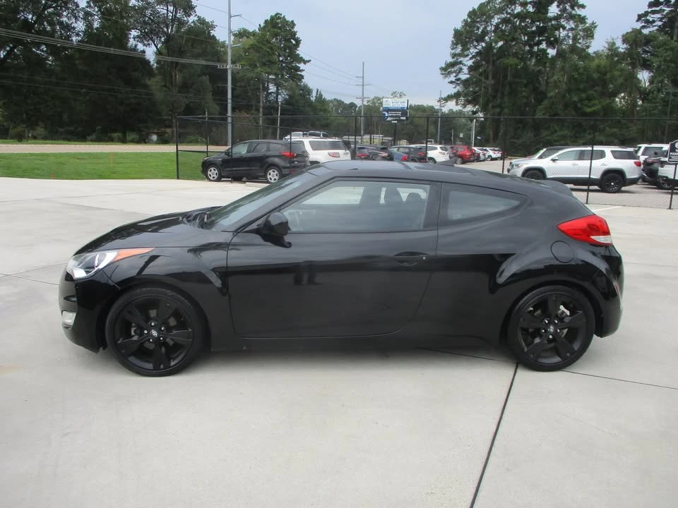 2017 Hyundai Veloster - Image 7 of 16