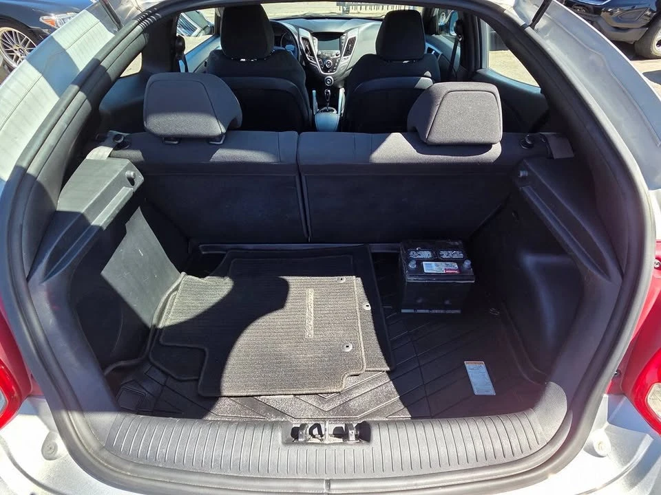 2017 Hyundai Veloster - Image 20 of 20