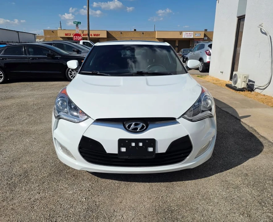 2017 Hyundai Veloster - Image 3 of 20
