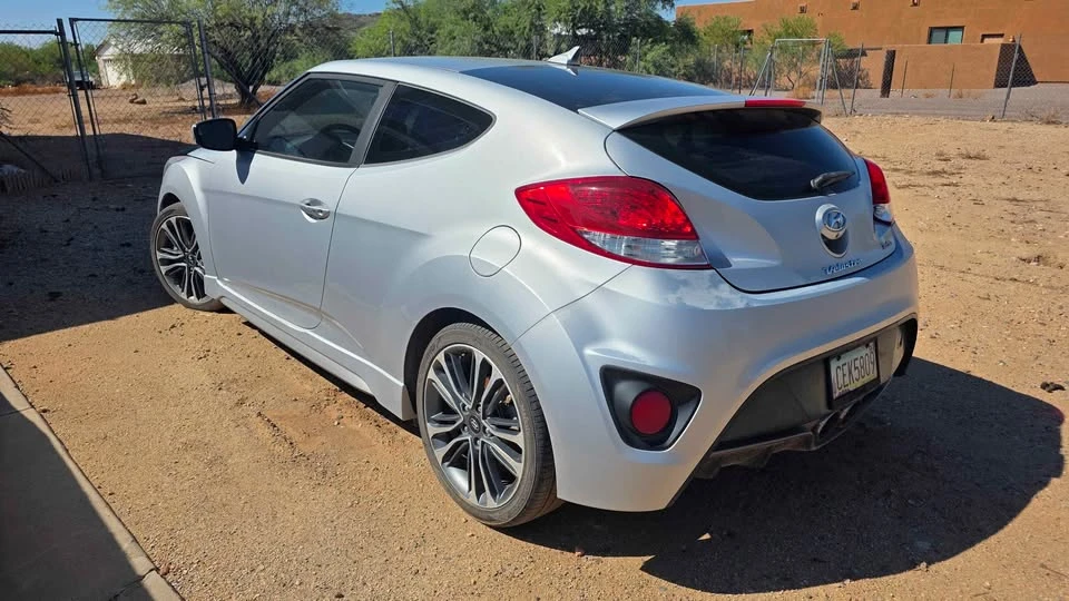 2017 Hyundai Veloster - Image 6 of 16