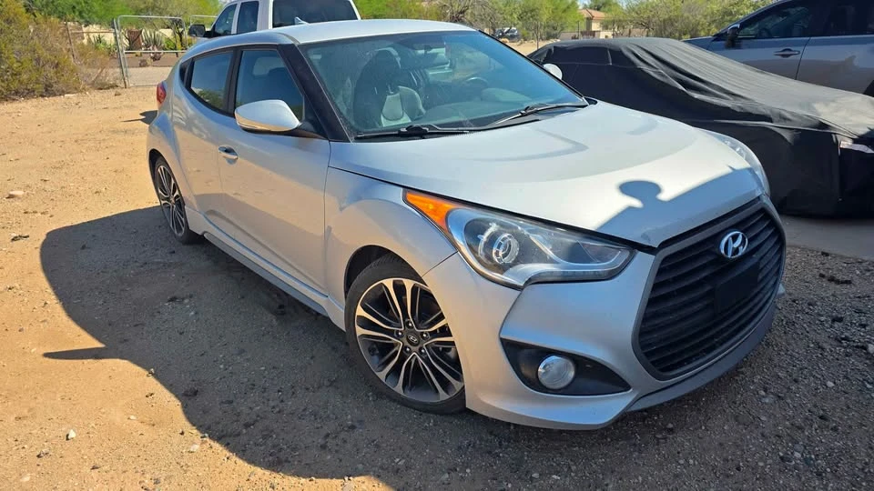 2017 Hyundai Veloster - Image 3 of 16
