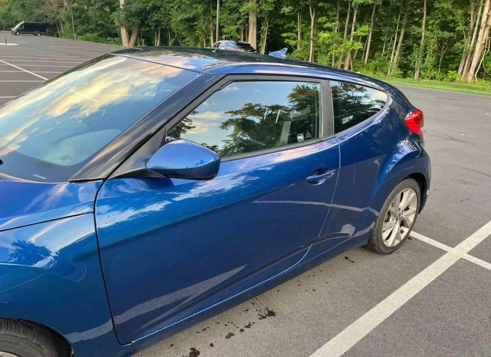 2017 Hyundai Veloster - Image 5 of 10