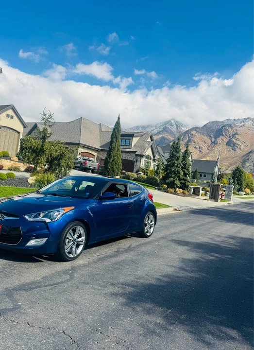 2017 Hyundai Veloster - Image 7 of 8