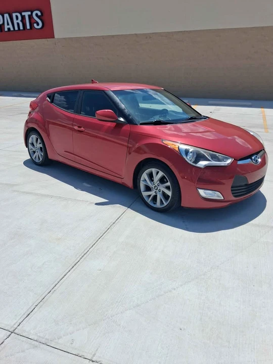 2017 Hyundai Veloster - Image 3 of 15