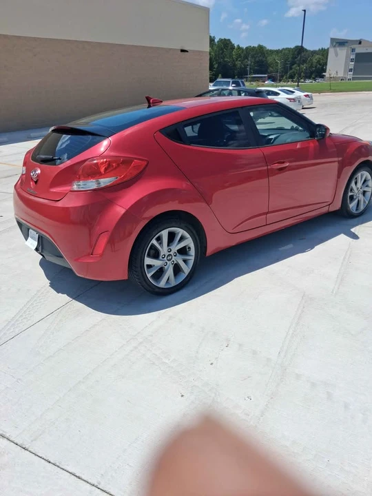 2017 Hyundai Veloster - Image 6 of 15