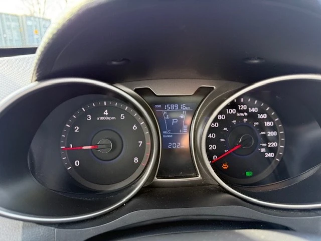 2017 Hyundai Veloster - Image 14 of 19