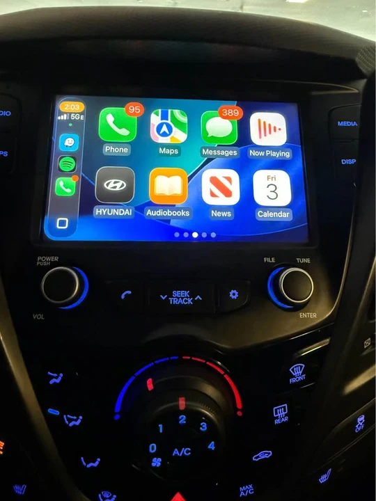 2017 Hyundai Veloster - Image 15 of 15