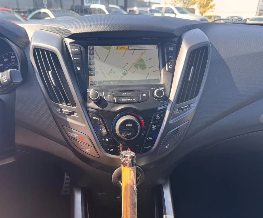 2017 Hyundai Veloster - Image 13 of 15