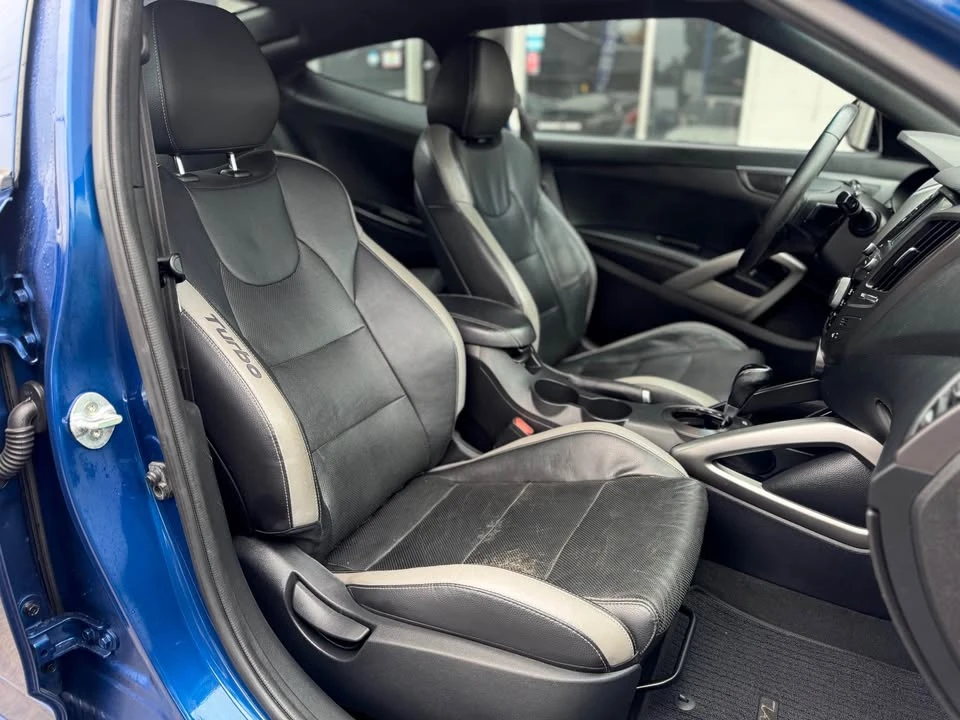 2017 Hyundai Veloster - Image 17 of 19