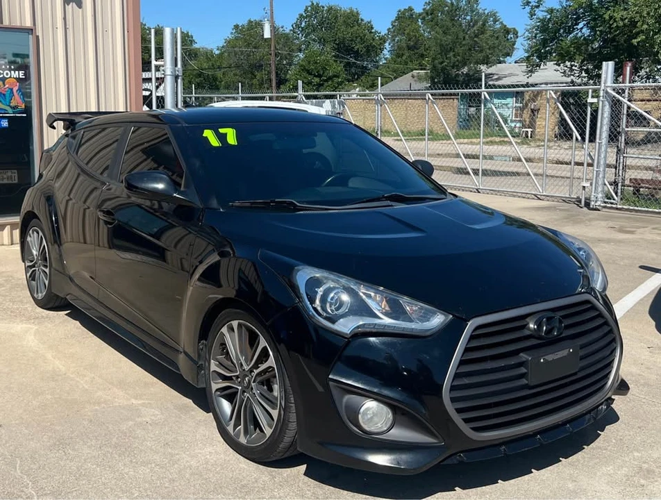 2017 Hyundai Veloster - Image 3 of 9
