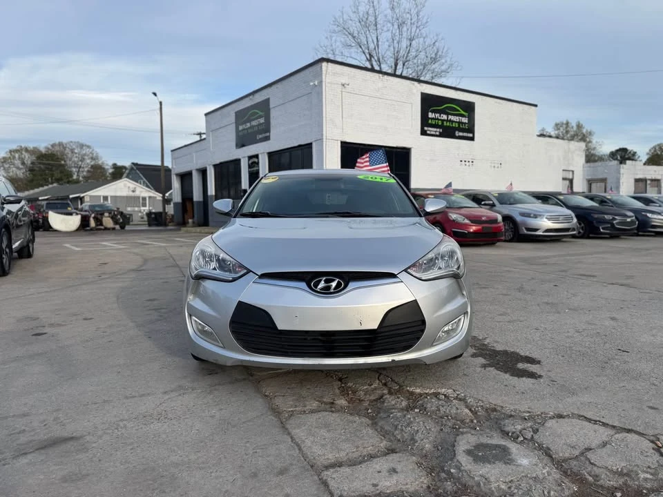 2017 Hyundai Veloster - Image 8 of 16