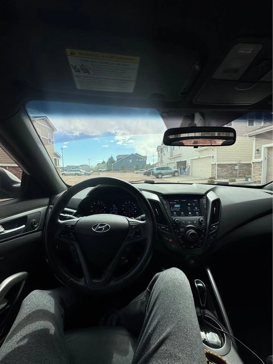 2017 Hyundai Veloster - Image 5 of 6