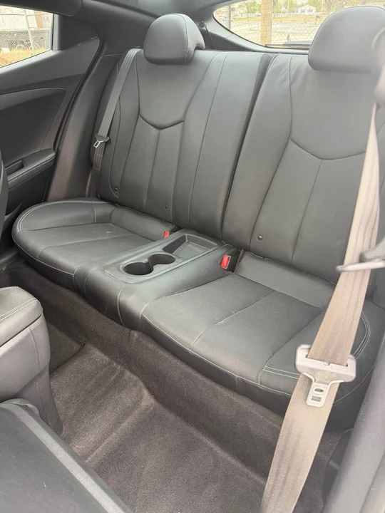 2017 Hyundai Veloster - Image 16 of 20