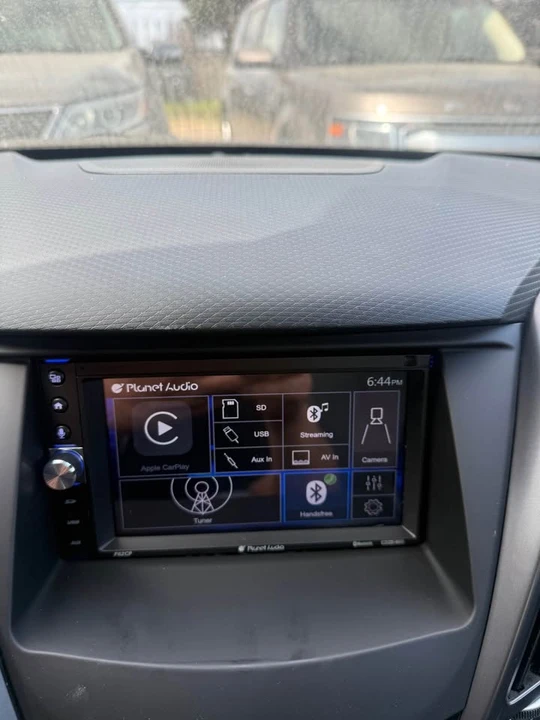2017 Hyundai Veloster - Image 11 of 13