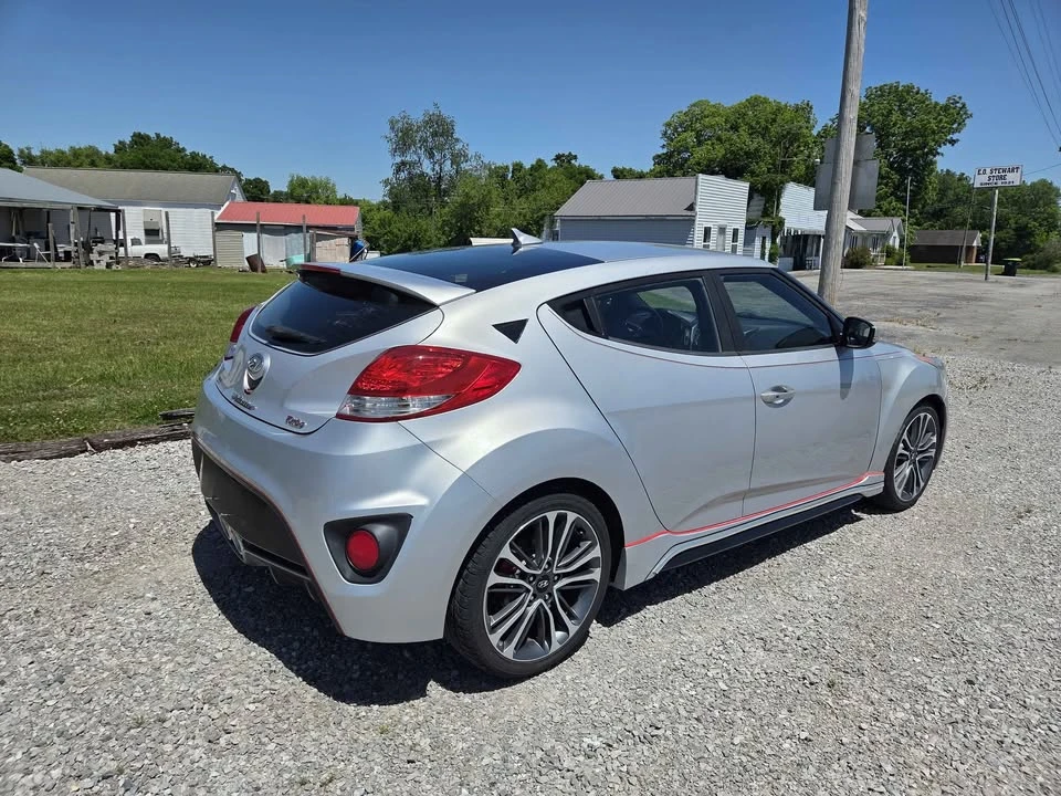 2017 Hyundai Veloster - Image 3 of 8