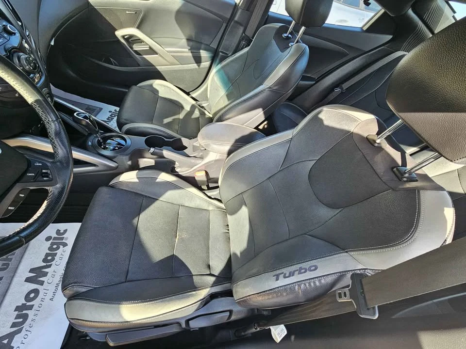 2017 Hyundai Veloster - Image 6 of 12