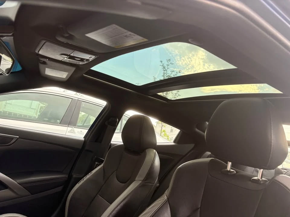2017 Hyundai Veloster - Image 7 of 13