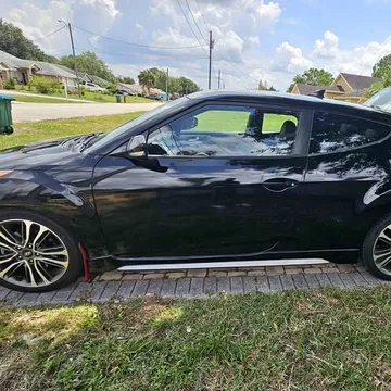 2017 Hyundai Veloster Turbo Coupe 3D