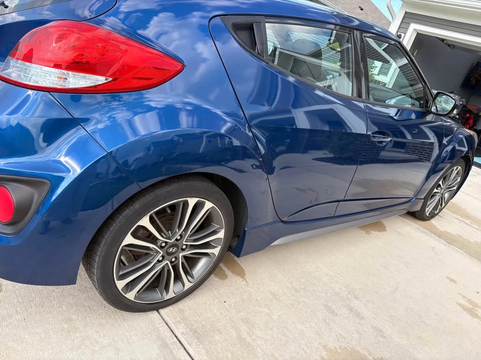 2017 Hyundai Veloster - Image 10 of 14
