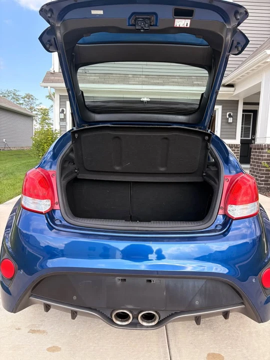 2017 Hyundai Veloster - Image 8 of 14