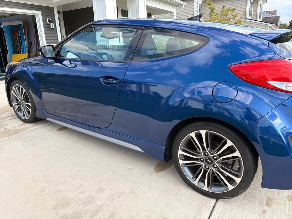 2017 Hyundai Veloster - Image 12 of 14