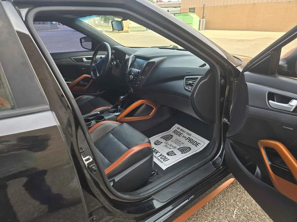 2017 Hyundai Veloster - Image 13 of 13