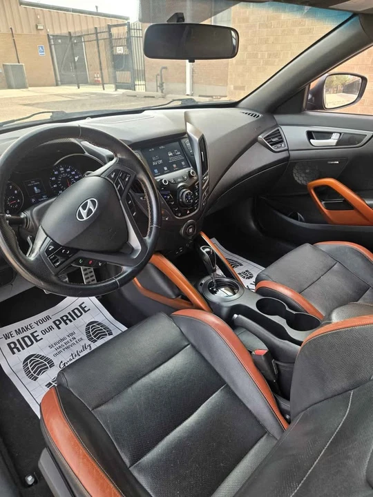 2017 Hyundai Veloster - Image 9 of 13