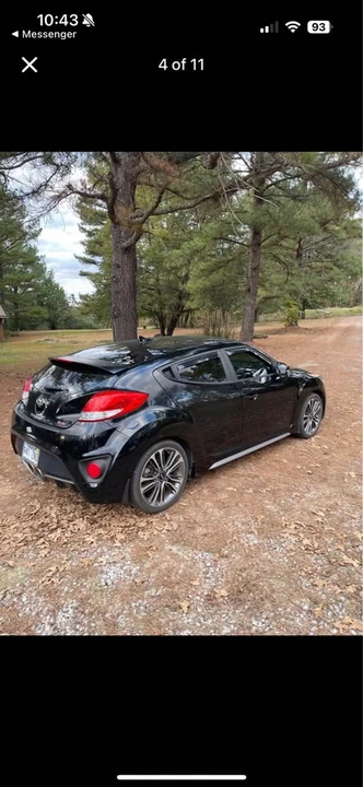 2017 Hyundai Veloster - Image 4 of 8