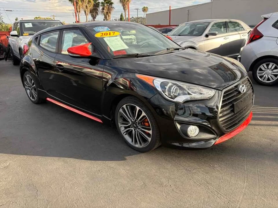 2017 Hyundai Veloster - Image 5 of 20