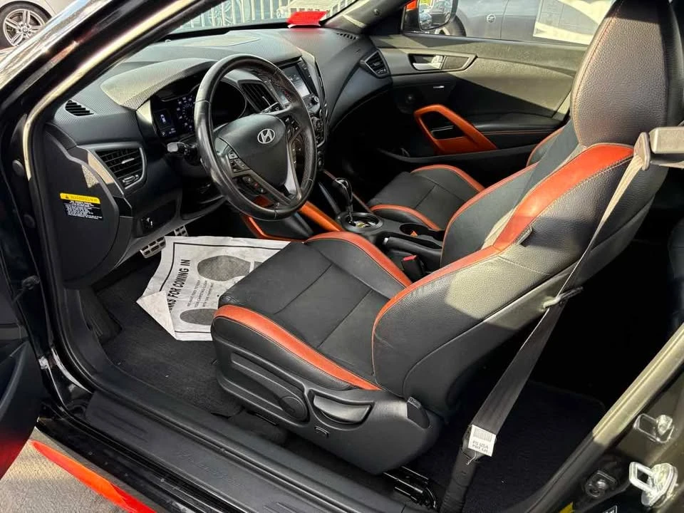 2017 Hyundai Veloster - Image 14 of 20