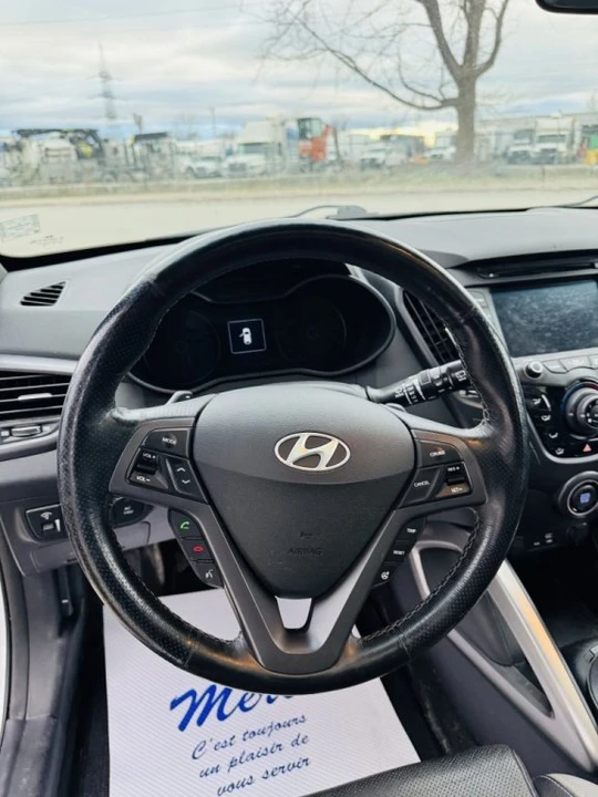 2017 Hyundai Veloster - Image 11 of 20