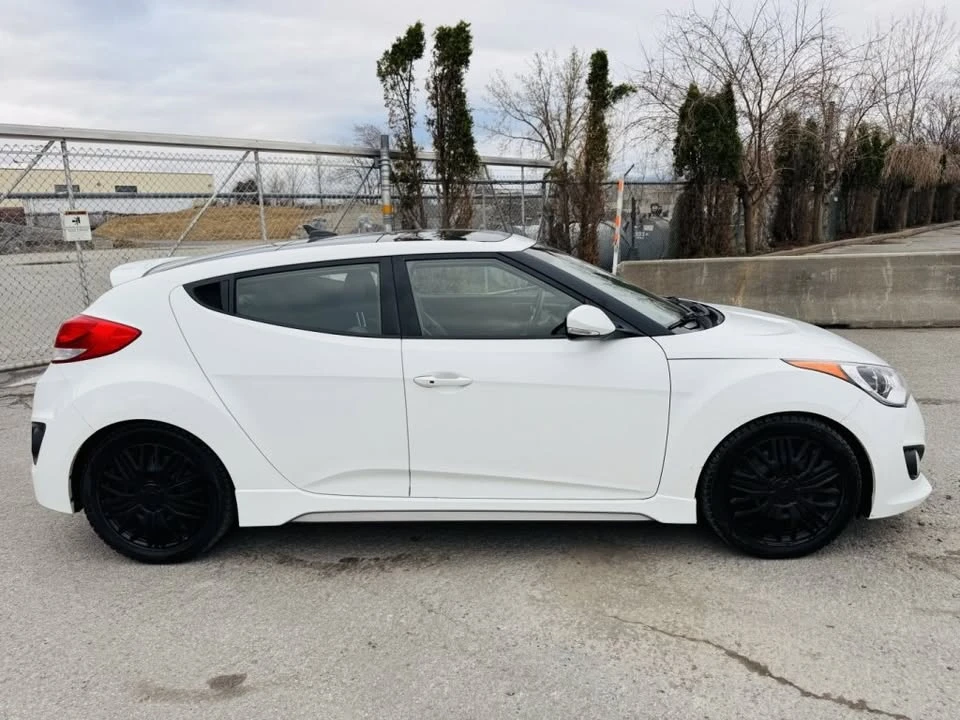 2017 Hyundai Veloster - Image 4 of 20