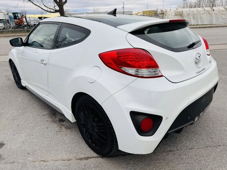 2017 Hyundai Veloster - Image 8 of 20