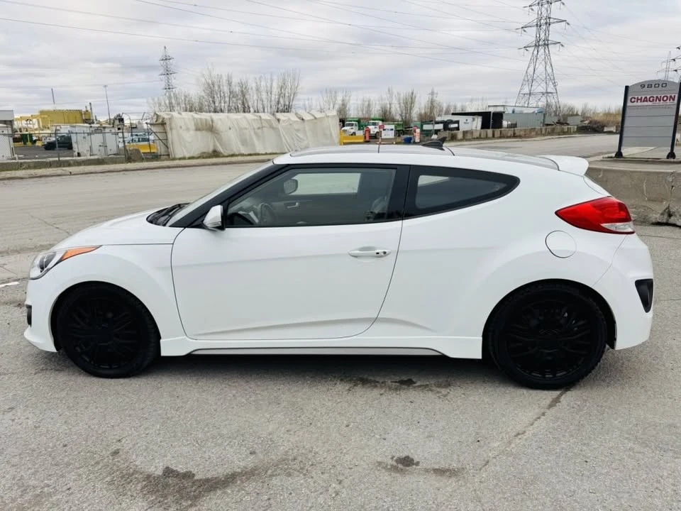 2017 Hyundai Veloster - Image 9 of 20