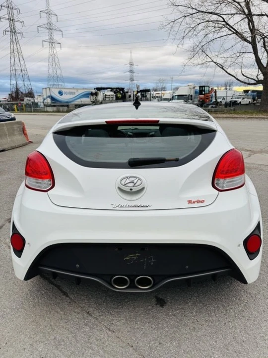 2017 Hyundai Veloster - Image 7 of 20