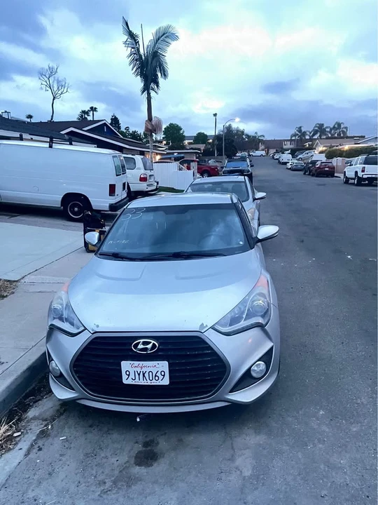 2017 Hyundai Veloster - Image 3 of 19