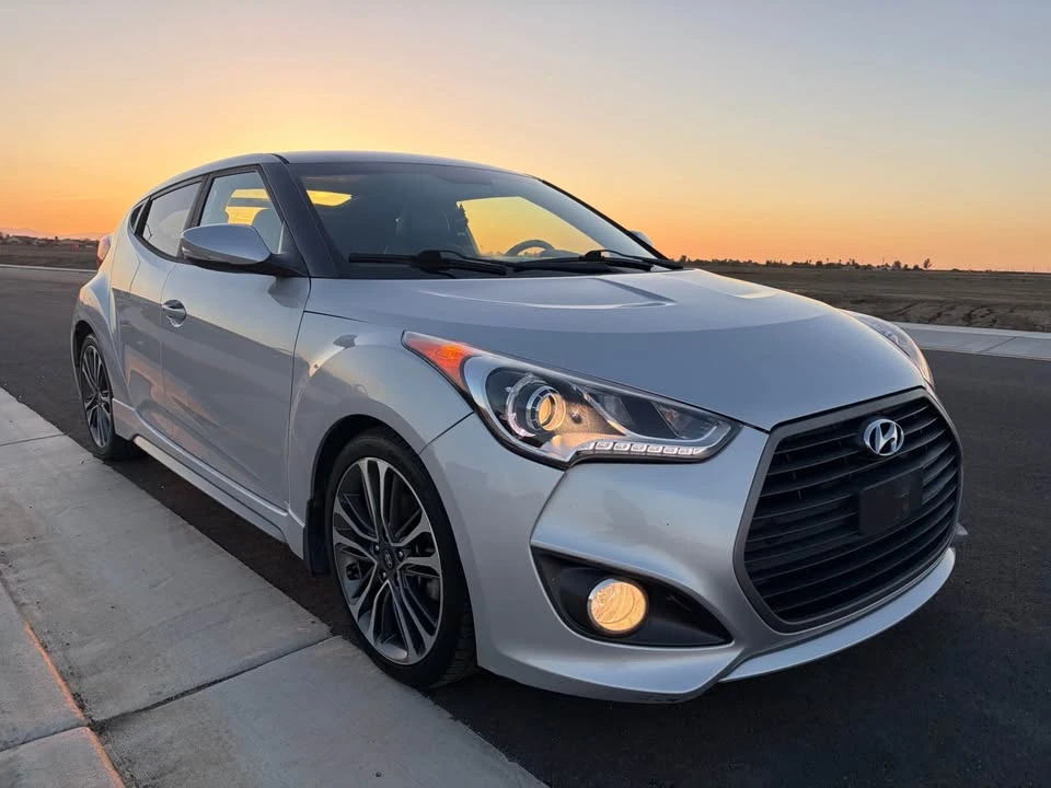 2017 Hyundai Veloster - Image 14 of 19