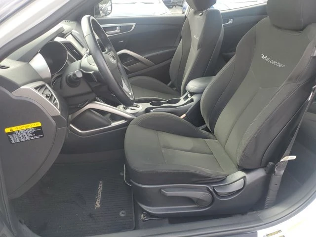 2017 Hyundai Veloster - Image 13 of 19