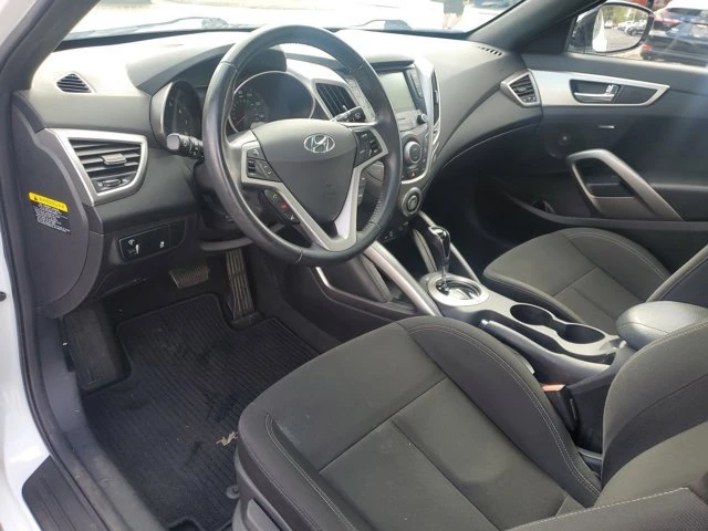 2017 Hyundai Veloster - Image 16 of 19