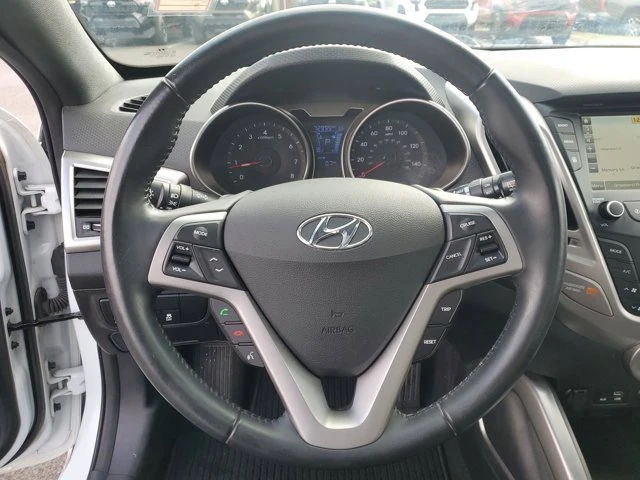 2017 Hyundai Veloster - Image 18 of 19