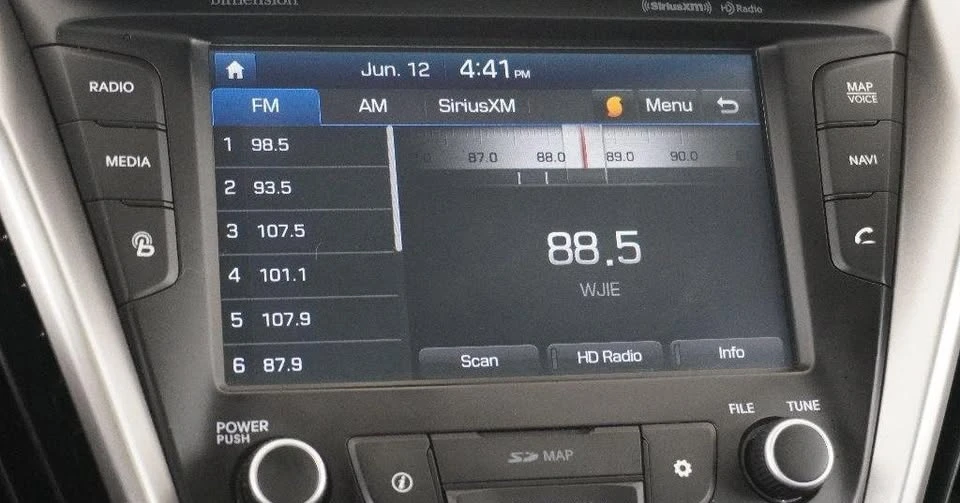 2017 Hyundai Veloster - Image 16 of 20