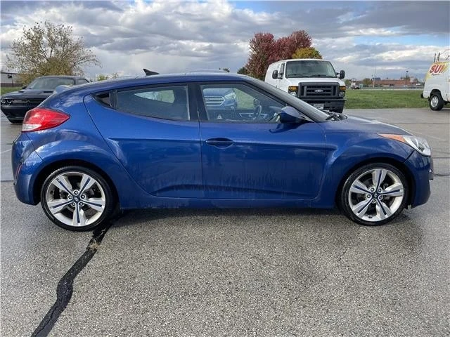2017 Hyundai Veloster - Image 10 of 21