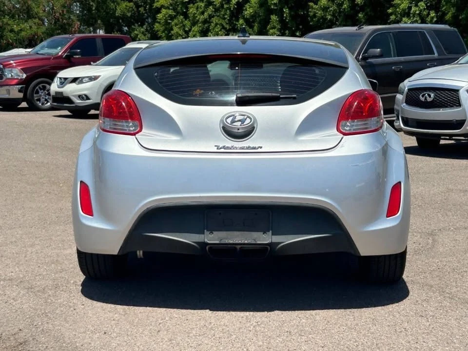 2017 Hyundai Veloster - Image 4 of 20