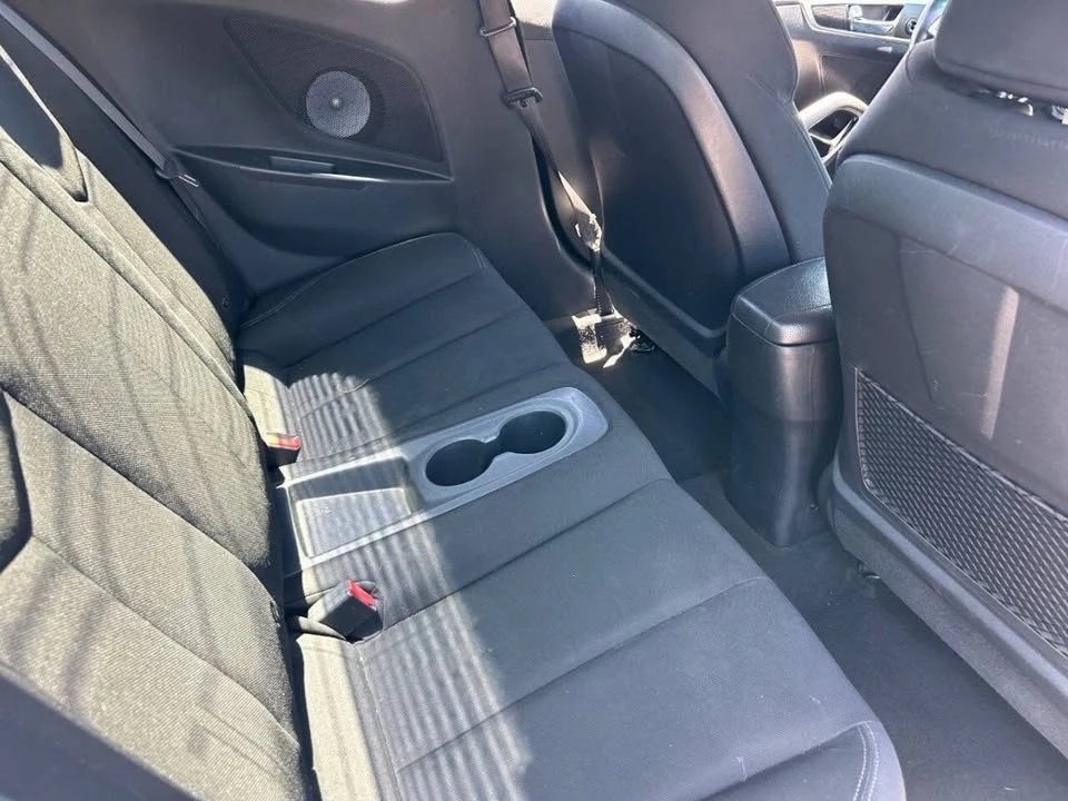 2017 Hyundai Veloster - Image 14 of 20