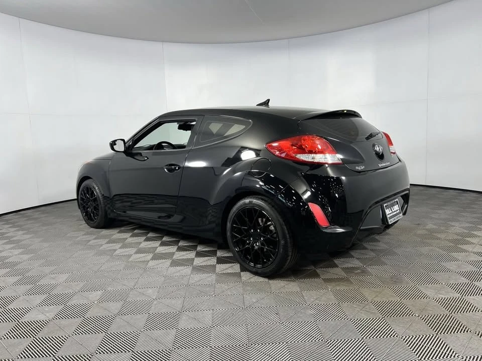 2017 Hyundai Veloster - Image 4 of 13