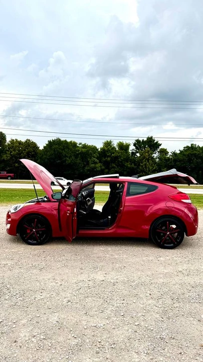 2017 Hyundai Veloster - Image 3 of 24